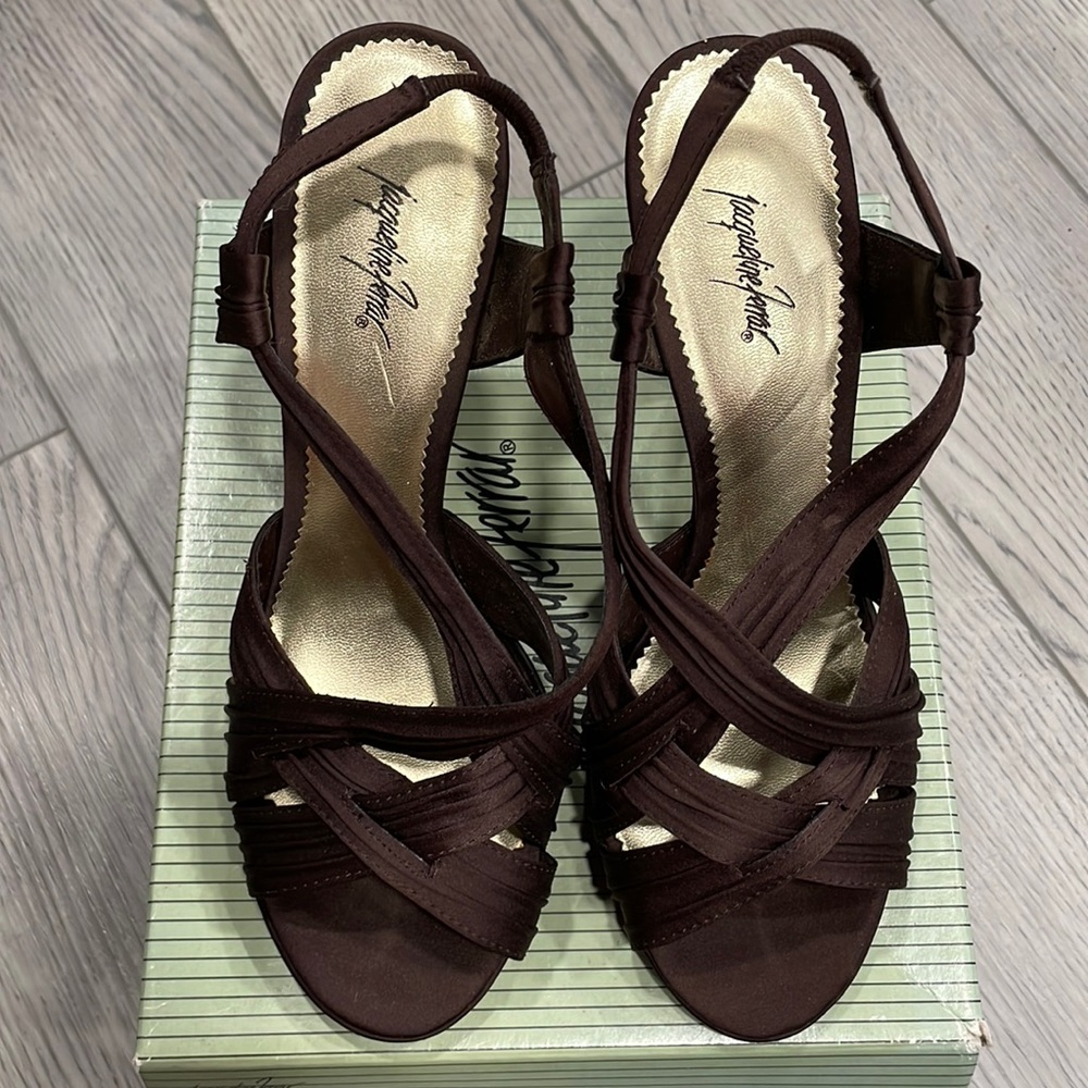 Jacqueline Ferrar high heels
